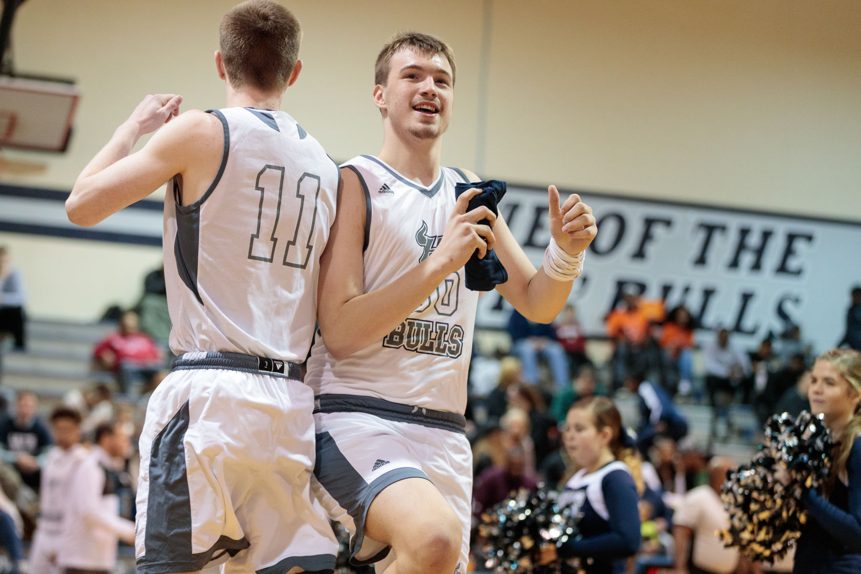 The Hickory Ridge Ragin' Bulls Host the Independence Patriots in a Southwestern Class 4A matchup.